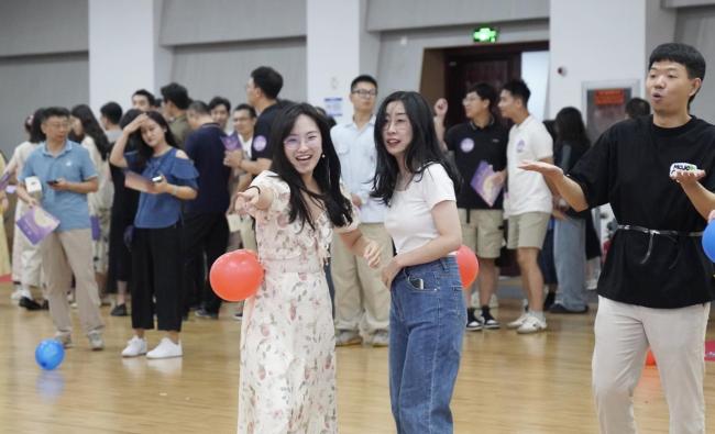 西城举办七夕文化行径,200余名后生纯粹寻爱